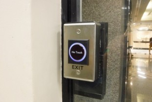 exit switch notouch
