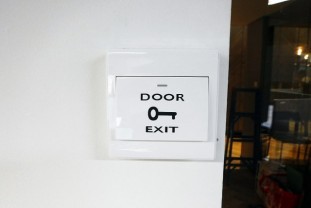 exit switch
