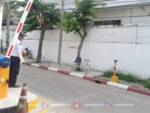 ไม้กั้นรถยนต์ หมู่บ้านเกษิณี (11)