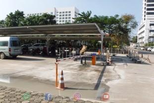 ไม้กั้นรถยนต์ มศว พยาบาลศาสตร์ (2)